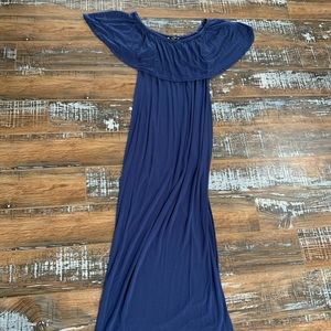 Off the shoulder maxi dress